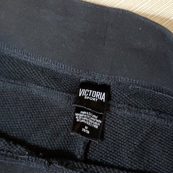 Victoria's Secrets  jogger & Jacket‎ Set - Picture 6 of 6